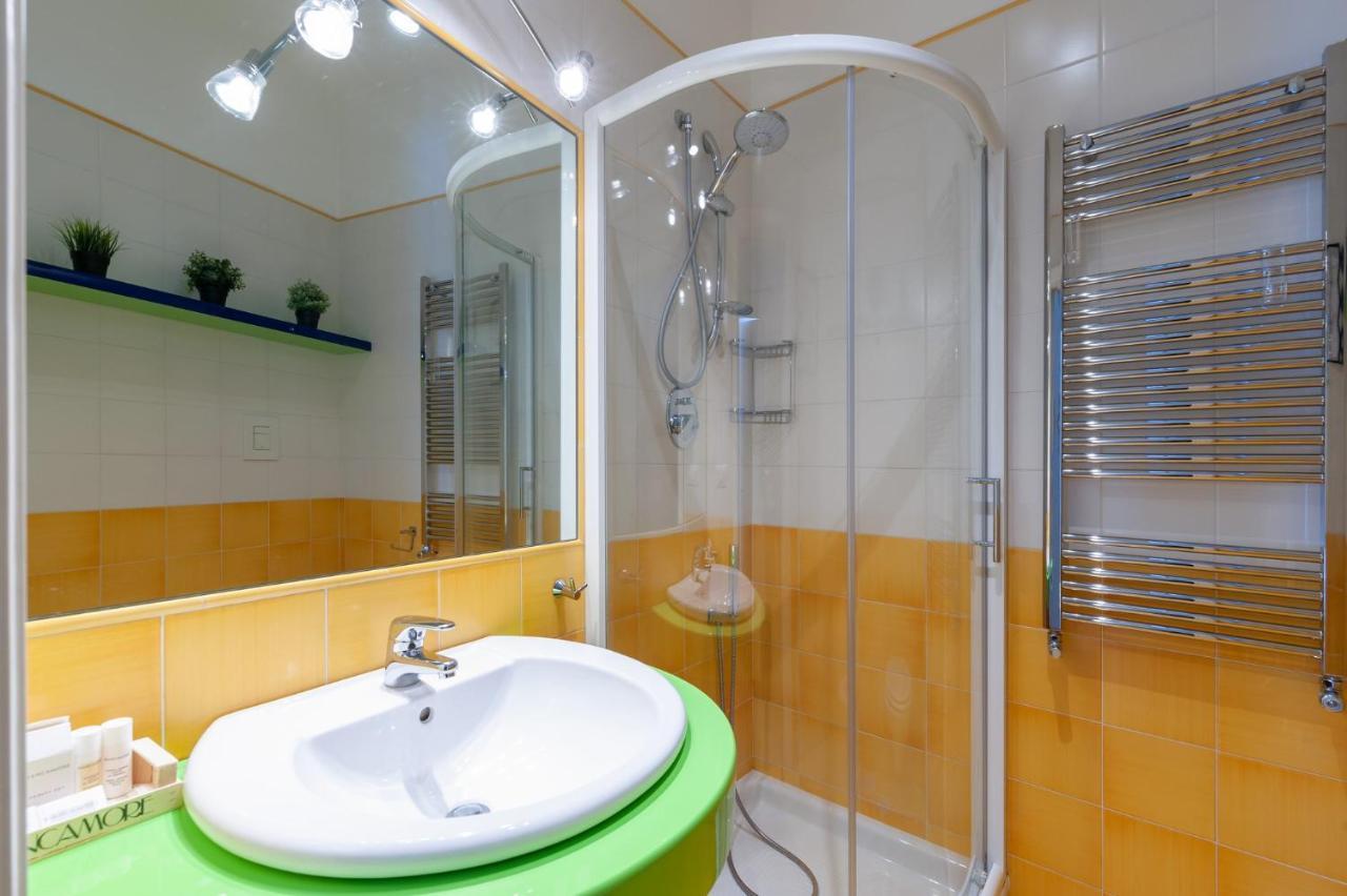 Casa Flo Con Terrazza E Ascensore 살레르노 외부 사진