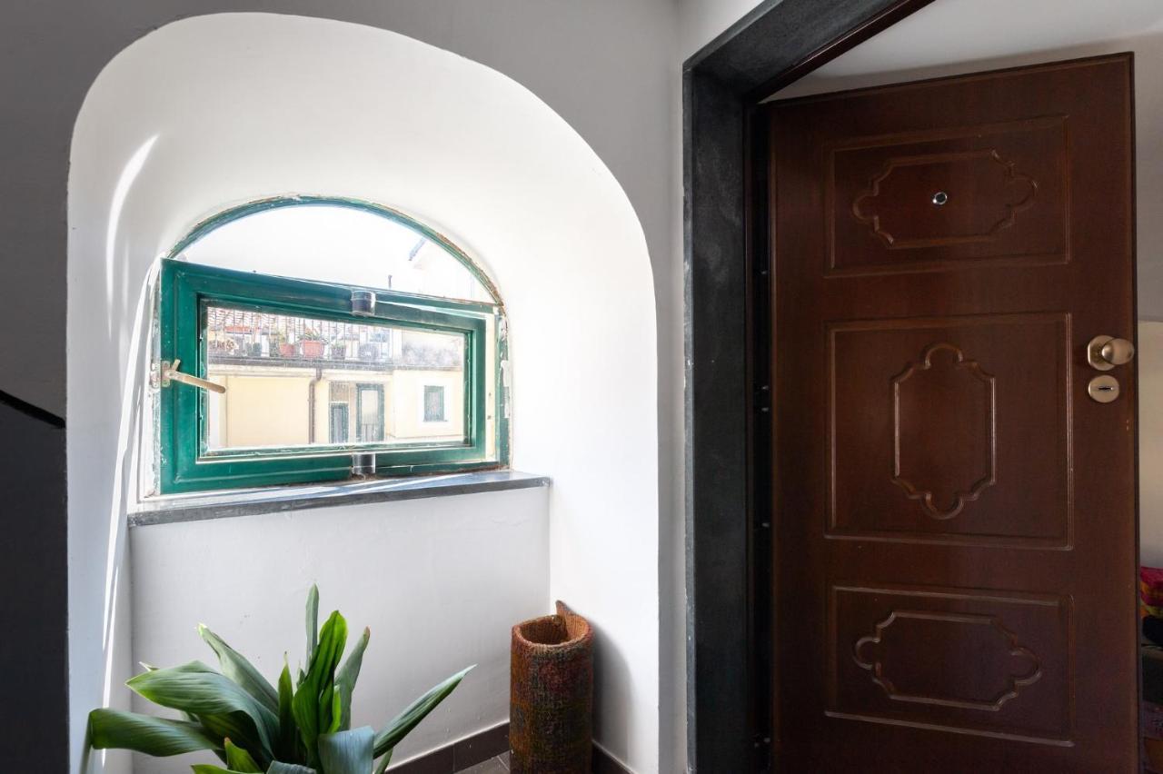 Casa Flo Con Terrazza E Ascensore 살레르노 외부 사진