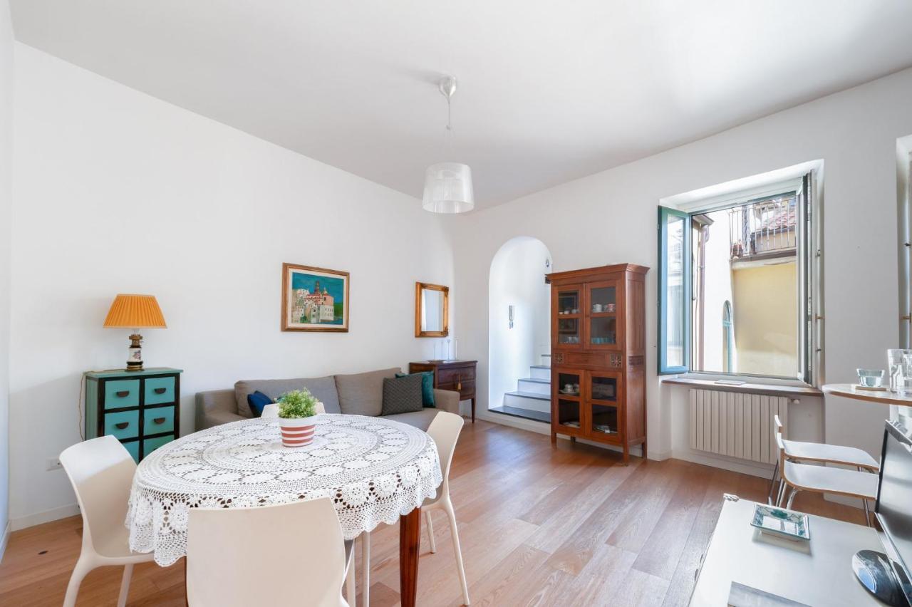 Casa Flo Con Terrazza E Ascensore 살레르노 외부 사진