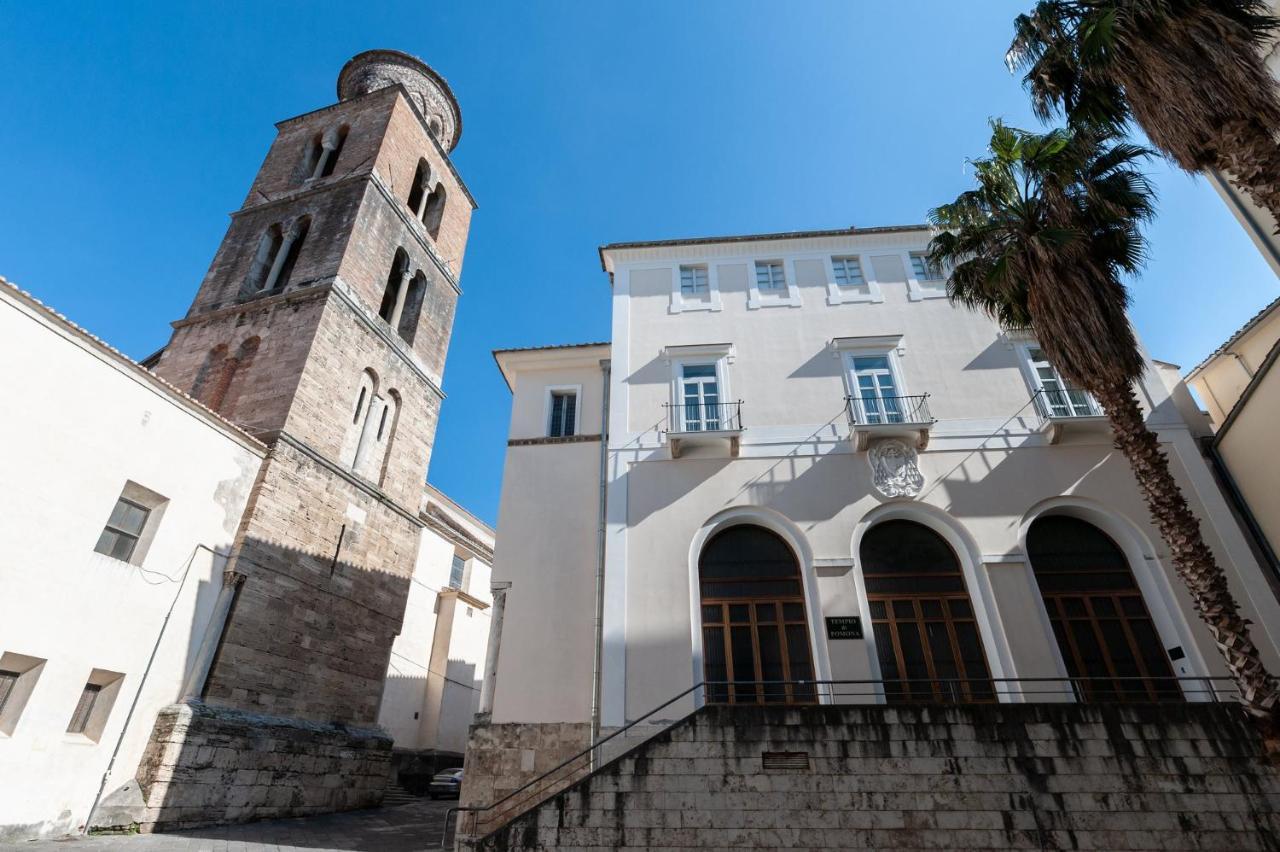 Casa Flo Con Terrazza E Ascensore 살레르노 외부 사진